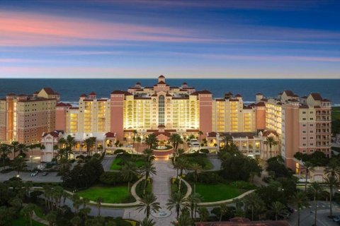 Снять в аренду кондоминиум в Палм-Кост, Флорида 8 комнат, 155.7м2, № 1804770 - фото 1