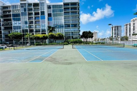 Copropriété à louer à Hallandale Beach, Floride: 1 chambre, 81.29 m2 № 1982150 - photo 24