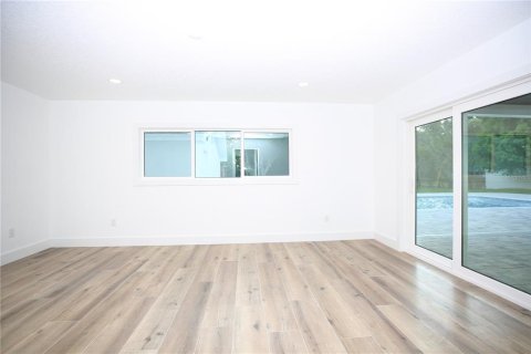 House in Clearwater, Florida 4 bedrooms, 201.97 sq.m. № 2199915 - photo 22