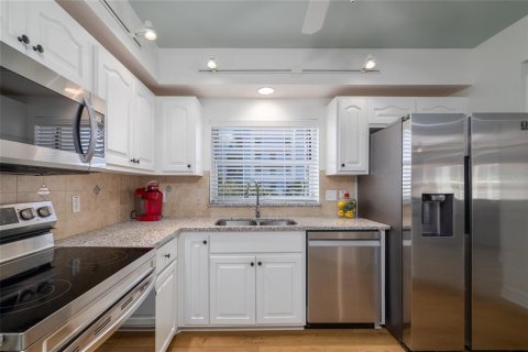 Copropriété à vendre à New Smyrna Beach, Floride: 3 chambres, 164.25 m2 № 1567915 - photo 17