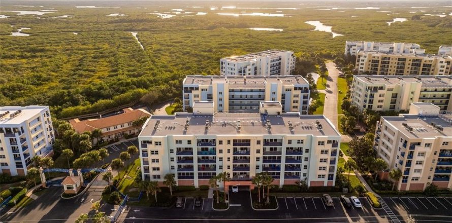 Condo à New Smyrna Beach, Floride, 3 chambres  № 1567915