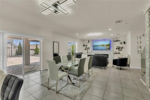 Villa ou maison à vendre à Davenport, Floride: 5 chambres, 224.45 m2 № 1844962 - photo 9