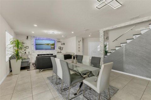 Villa ou maison à vendre à Davenport, Floride: 5 chambres, 224.45 m2 № 1844962 - photo 10