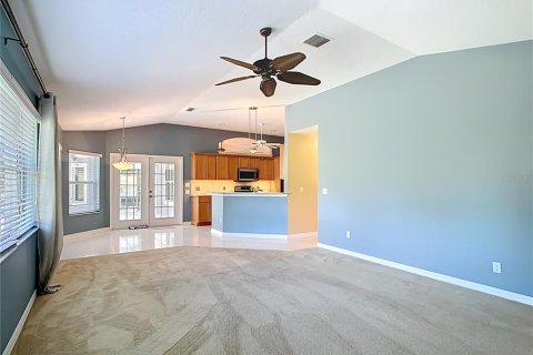 House in Lady Lake, Florida 3 bedrooms, 209.59 sq.m. № 1914986 - photo 16