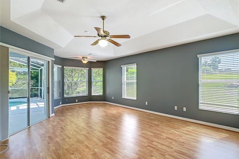 House in Lady Lake, Florida 3 bedrooms, 209.59 sq.m. № 1914986 - photo 9