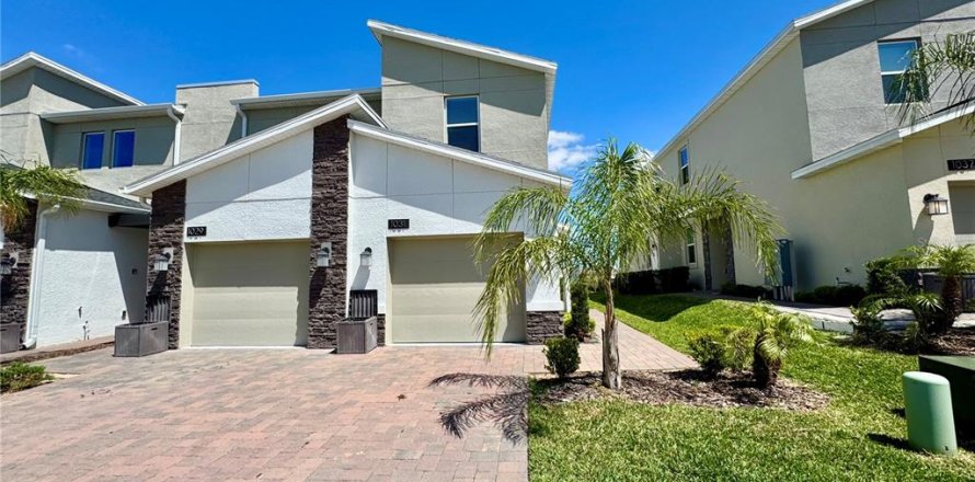 Adosado en Davenport, Florida 2 dormitorios, 128.95 m2 № 2101114