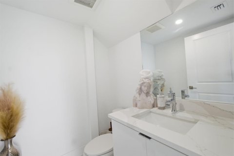 Touwnhouse à vendre à Pompano Beach, Floride: 3 chambres, 150.5 m2 № 2087392 - photo 14