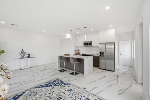 Touwnhouse à vendre à Pompano Beach, Floride: 3 chambres, 150.5 m2 № 2087392 - photo 12