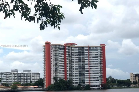 Condo à Miami, Floride, 1 chambre  № 2168786