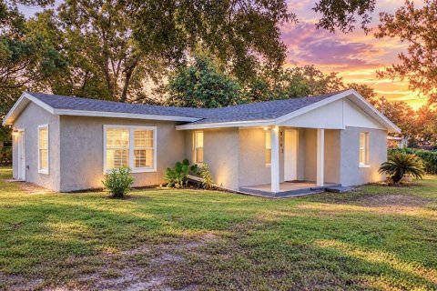 Casa en venta en Ocala, Florida, 4 dormitorios, 152.36 m2 № 2383925 - foto 2