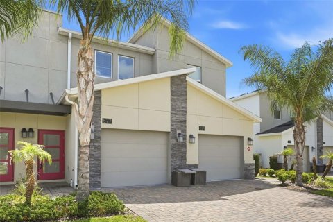 Condominio en venta en Davenport, Florida, 3 dormitorios, 166.02 m2 № 2097253 - foto 2