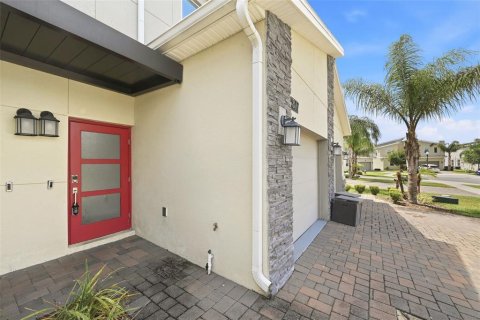 Condominio en venta en Davenport, Florida, 3 dormitorios, 166.02 m2 № 2097253 - foto 4