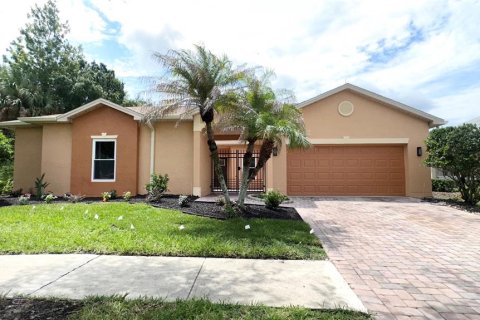 Villa ou maison à Poinciana, Floride 3 chambres, 217.3 m2 № 2287188