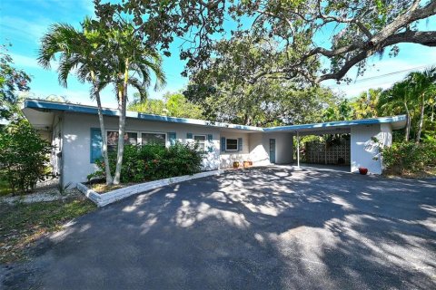 Casa en venta en Sarasota, Florida, 4 dormitorios, 329.9 m2 № 1905810 - foto 2
