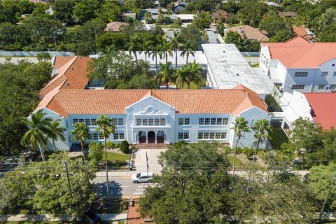 Casa en venta en Sarasota, Florida, 4 dormitorios, 329.9 m2 № 1905810 - foto 3