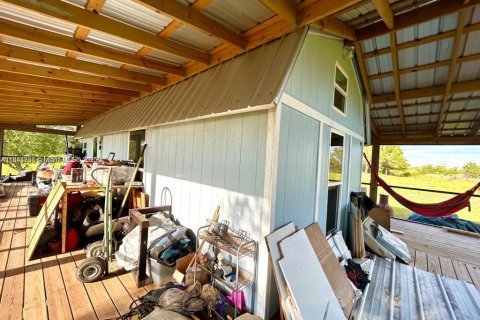 Commercial property in LaBelle, Florida № 1872573 - photo 10