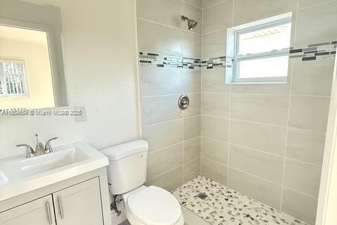 Casa en venta en Lauderhill, Florida, 3 dormitorios, 89.19 m2 № 1872552 - foto 4