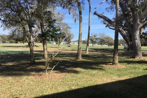 Condo in Largo, Florida, 2 bedrooms № 2234560 - photo 29