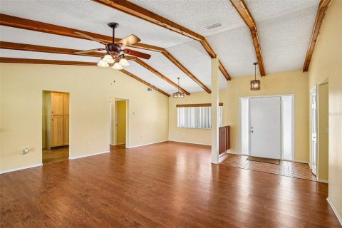 House in Spring Hill, Florida 3 bedrooms, 148.09 sq.m. № 2309809 - photo 10