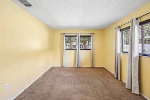 House in Spring Hill, Florida 3 bedrooms, 148.09 sq.m. № 2309809 - photo 19