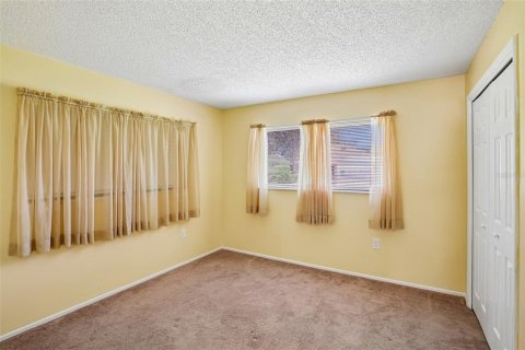 House in Spring Hill, Florida 3 bedrooms, 148.09 sq.m. № 2309809 - photo 30