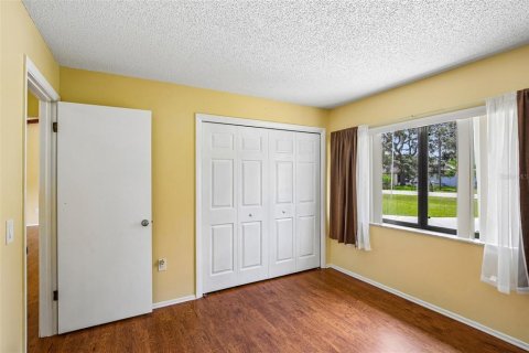House in Spring Hill, Florida 3 bedrooms, 148.09 sq.m. № 2309809 - photo 27