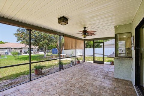 House in Spring Hill, Florida 3 bedrooms, 148.09 sq.m. № 2309809 - photo 15