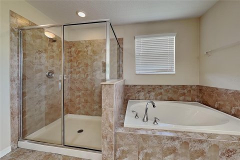 Villa ou maison à vendre à Tampa, Floride: 5 chambres, 314.2 m2 № 2339719 - photo 9