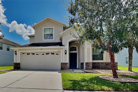 House in Tampa, Florida 5 bedrooms, 314.2 sq.m. № 2339719