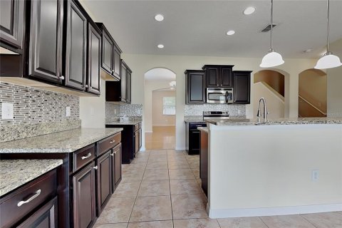 Villa ou maison à vendre à Tampa, Floride: 5 chambres, 314.2 m2 № 2339719 - photo 6