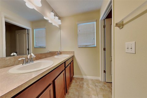 Villa ou maison à vendre à Tampa, Floride: 5 chambres, 314.2 m2 № 2339719 - photo 15