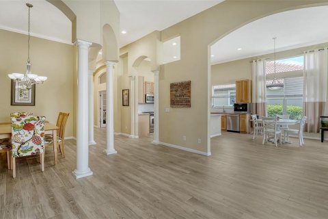 House in Lakewood Ranch, Florida 4 bedrooms, 233.37 sq.m. № 1785539 - photo 7