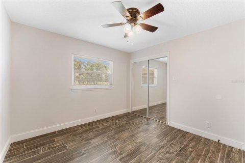 Casa en venta en Fish Hawk, Florida, 3 dormitorios, 195.19 m2 № 1787930 - foto 20