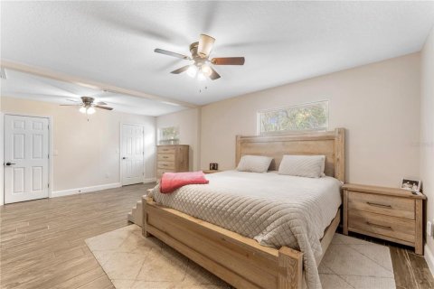 Casa en venta en Fish Hawk, Florida, 3 dormitorios, 195.19 m2 № 1787930 - foto 15
