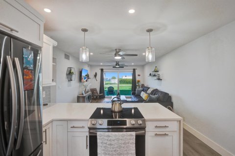 Copropriété à vendre à Lantana, Floride: 2 chambres, 83.52 m2 № 2084569 - photo 13