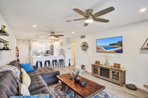 Copropriété à vendre à Lantana, Floride: 2 chambres, 83.52 m2 № 2084569 - photo 20