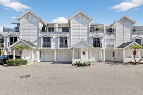 Touwnhouse à Clearwater, Floride 3 chambres, 157.93 m2 № 2138427