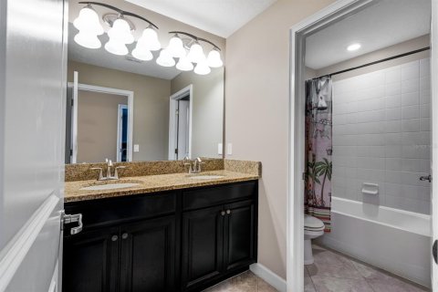 Casa en venta en Winter Garden, Florida, 5 dormitorios, 305.46 m2 № 1884462 - foto 16