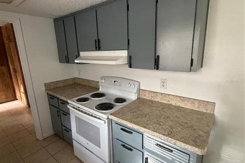 Villa ou maison à louer à Ormond Beach, Floride: 3 chambres, 147.9 m2 № 2403462 - photo 3