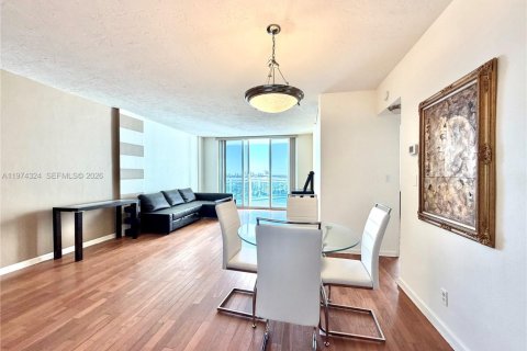 Condo in Hollywood, Florida, 1 bedroom  № 2036608 - photo 6