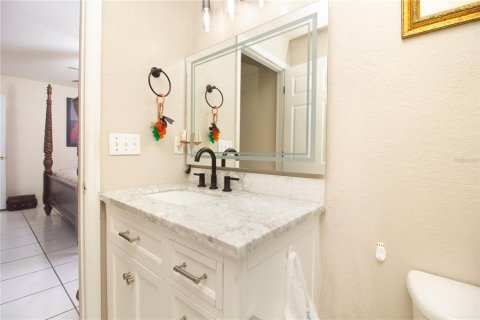 House in Tampa, Florida 3 bedrooms, 127.18 sq.m. № 2201428 - photo 19