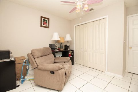 House in Tampa, Florida 3 bedrooms, 127.18 sq.m. № 2201428 - photo 21