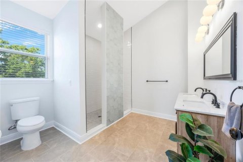 Propiedad comercial en venta en Tarpon Springs, Florida, 4 dormitorios, 236.9 m2 № 2117751 - foto 25