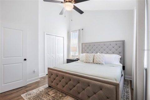 Propiedad comercial en venta en Tarpon Springs, Florida, 4 dormitorios, 236.9 m2 № 2117751 - foto 23