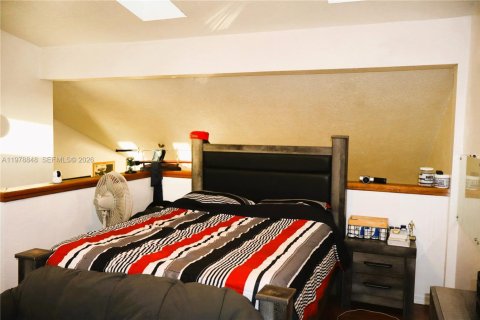 Condo in Cooper City, Florida, 2 bedrooms  № 2043109 - photo 20