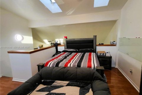 Condo in Cooper City, Florida, 2 bedrooms  № 2043109 - photo 23