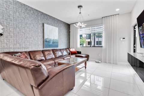 Touwnhouse à Doral, Floride 4 chambres, 140.19 m2 № 2049450