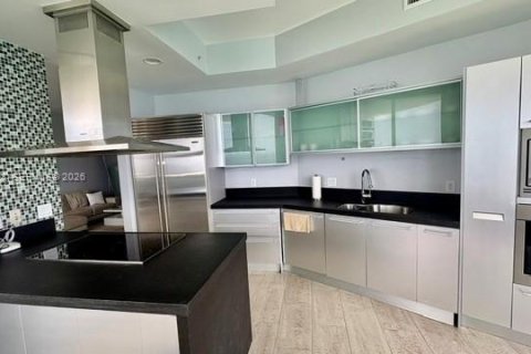 Снять в аренду кондоминиум в Санни-Айлс-Бич, Флорида 2 спальни, 159.98м2, № 2145820 - фото 10