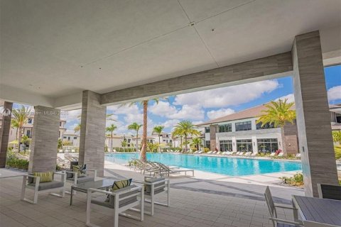 Condominio en alquiler en Doral, Florida, 1 dormitorio № 1941041 - foto 19