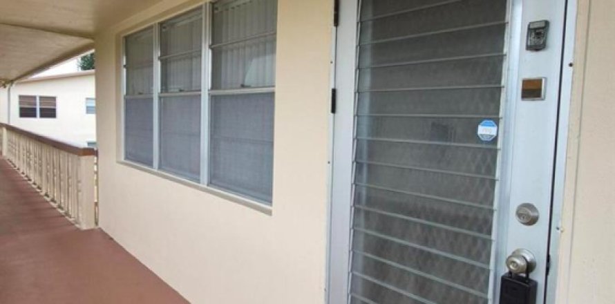 Condo à West Palm Beach, Floride, 1 chambre  № 2397251
